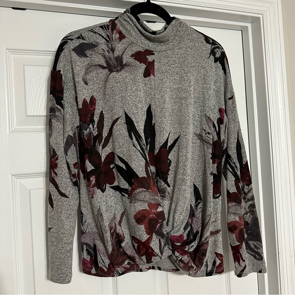 Jennifer Lopez blouse